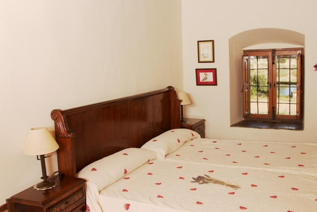 Palacio Viejo De Las Corchuelas Torrejón el Rubio Quarto foto